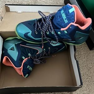 # Lebron 10 size 10.5